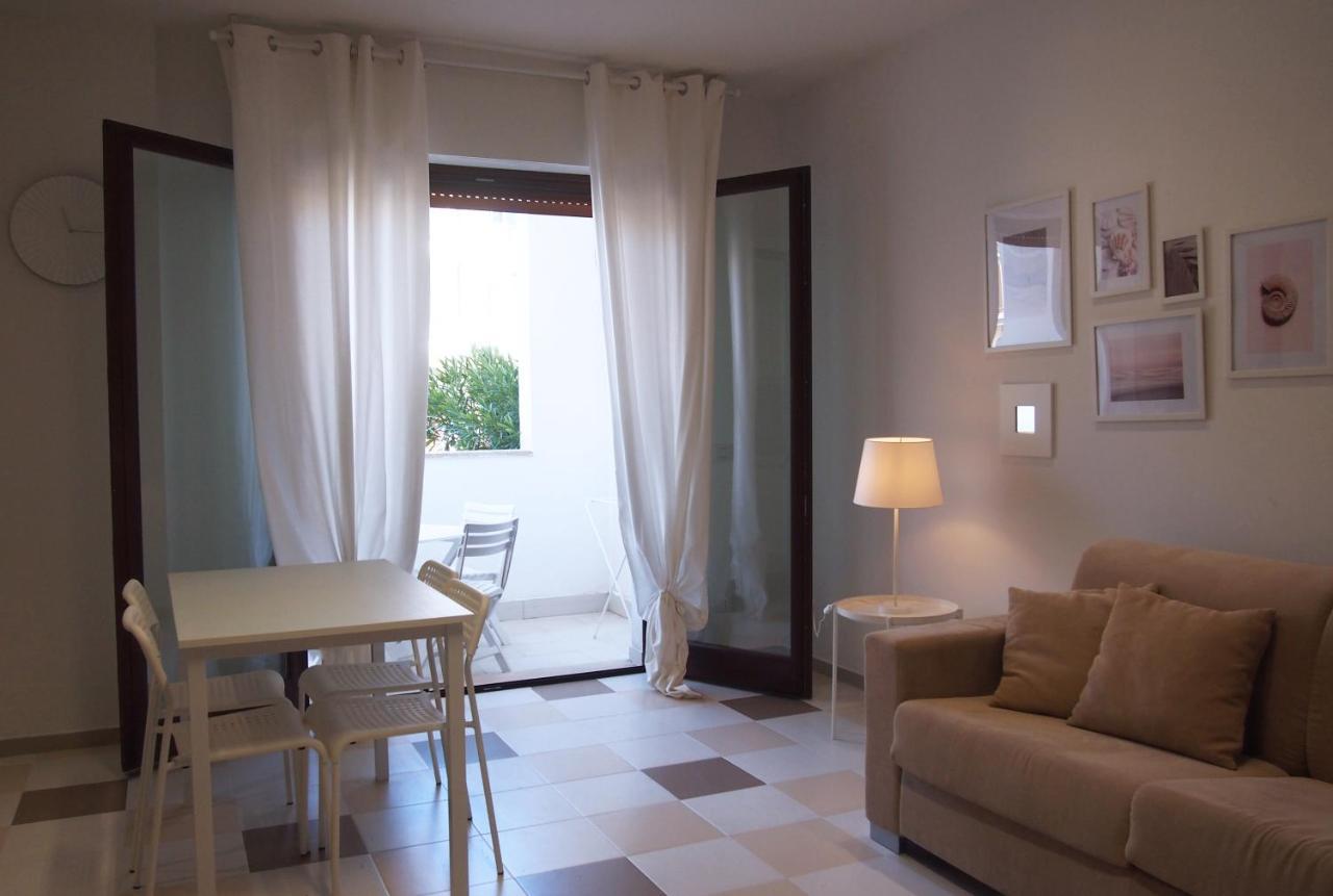 Le Rose Beach & Suites Appartamenti Fronte Mare A Villarosa Martinsicuro Buitenkant foto