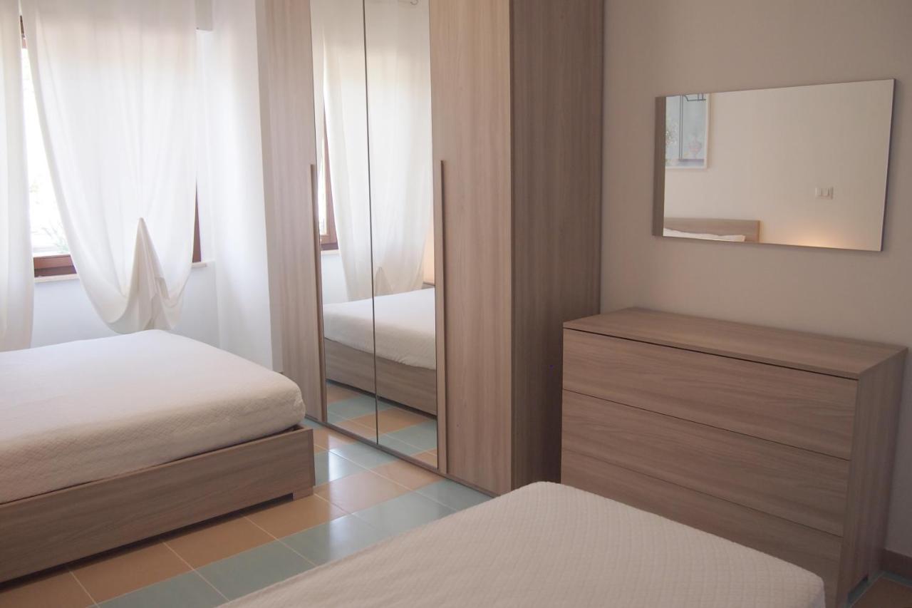 Le Rose Beach & Suites Appartamenti Fronte Mare A Villarosa Martinsicuro Buitenkant foto